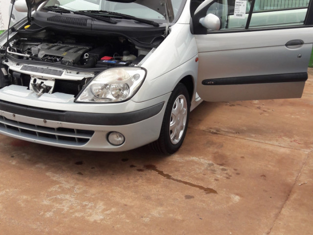 Renault Scenic, Carros, Bissau