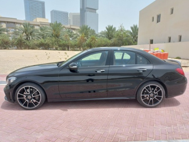 Mercedes-Benz C-Class, Carros, Bissau