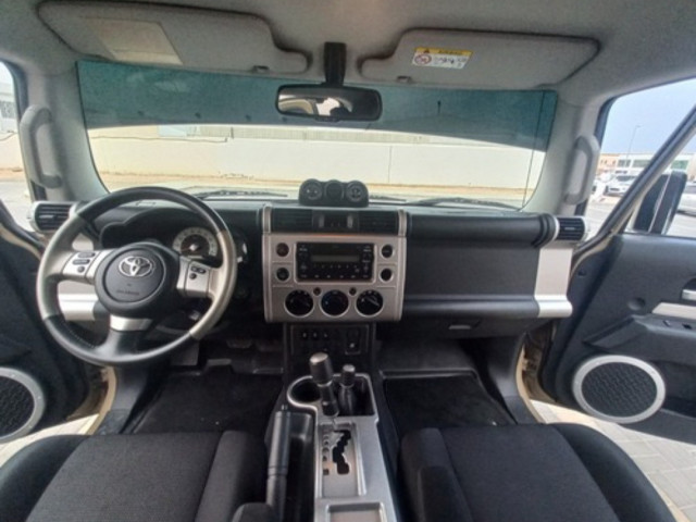 Toyota FJ Cruiser, Carros, Bissau