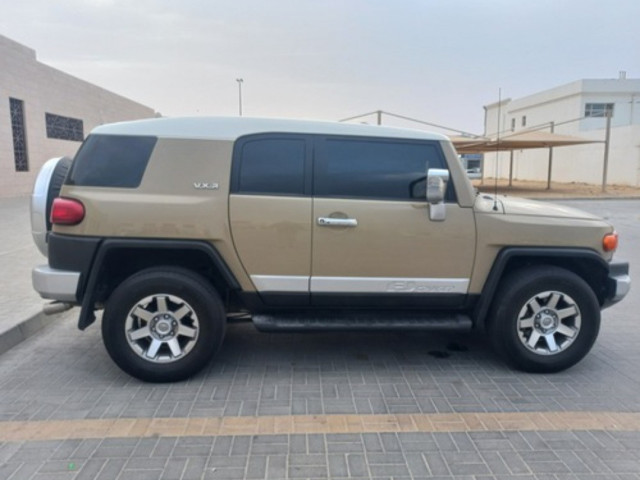 Toyota FJ Cruiser, Carros, Bissau