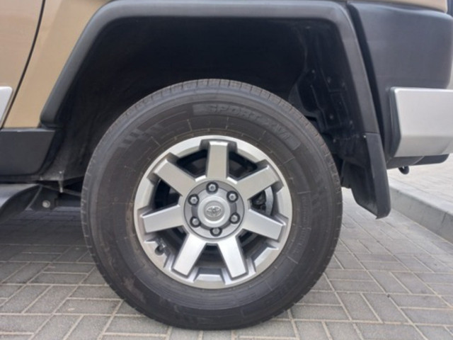 Toyota FJ Cruiser, Carros, Bissau