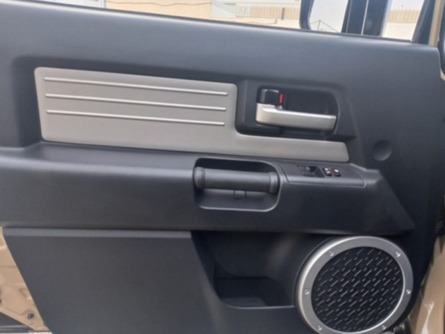 Toyota FJ Cruiser, Carros, Bissau