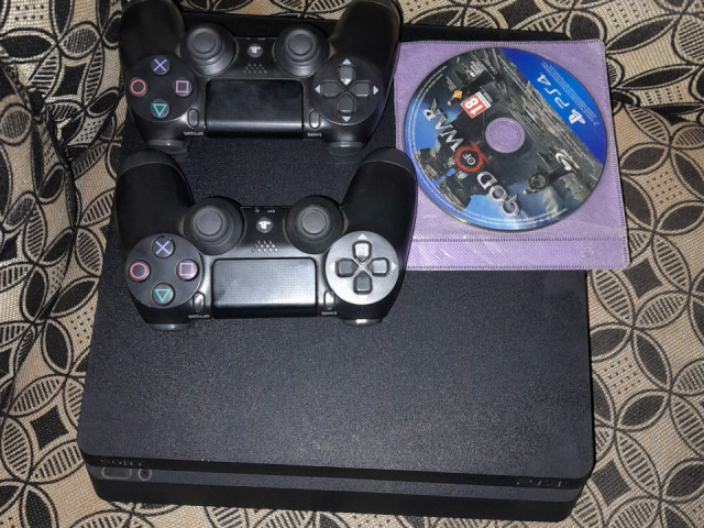 Sony PlayStation 4, Video Games - Consolas, Bissau