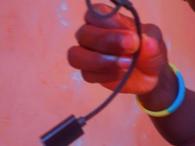 Cabo USB OTG, Telemóveis, Bissau