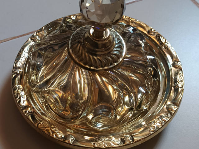 Tigela Coberta de Vidro Rosa de Carnaval, Utensílios de Cozinha, Bissau