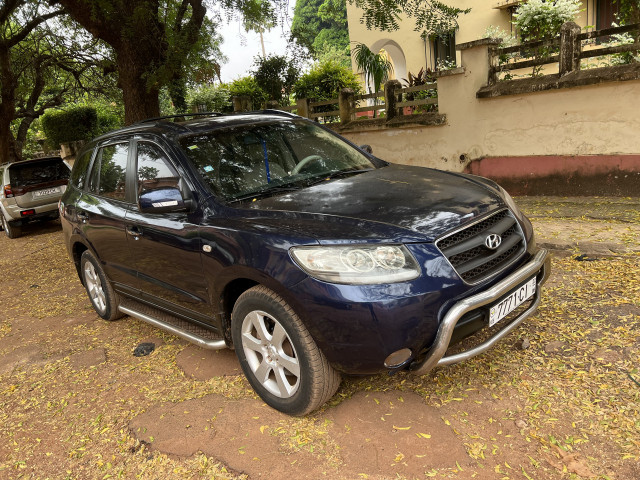 Hyundai Santa Fe, Carros, Bissau