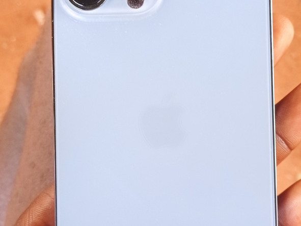 Apple iPhone 13 Pro Max, Telemóveis, Bissau