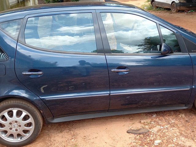 Mercedes-Benz A-Class, Carros, Bissau