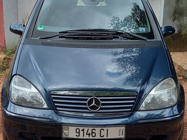 Mercedes-Benz A-Class, Carros, Bissau