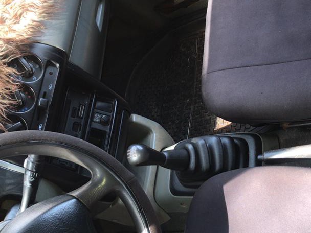 Nissan Micra, Carros, Bissau