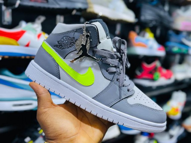 Tênis Nike Air Force, Calçado, Bissau