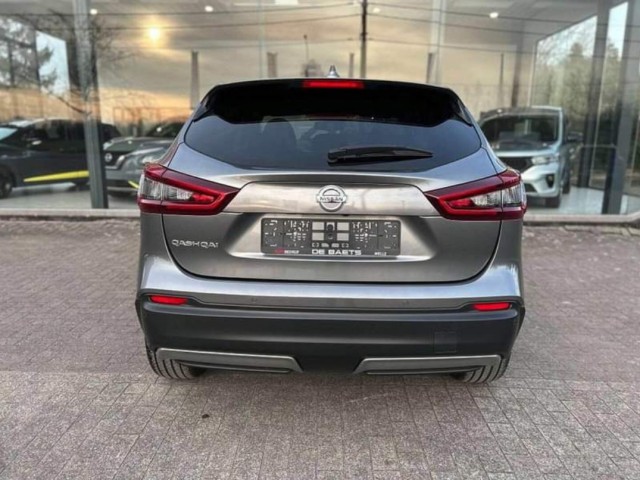 Nissan Qashqai, Carros, Bissau