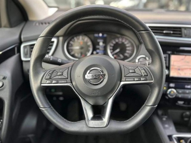 Nissan Qashqai, Carros, Bissau