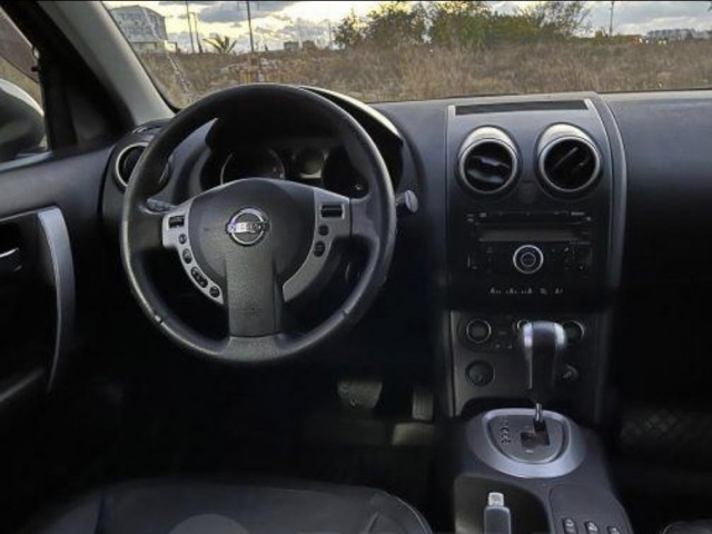 Nissan Qashqai, Carros, Bissau