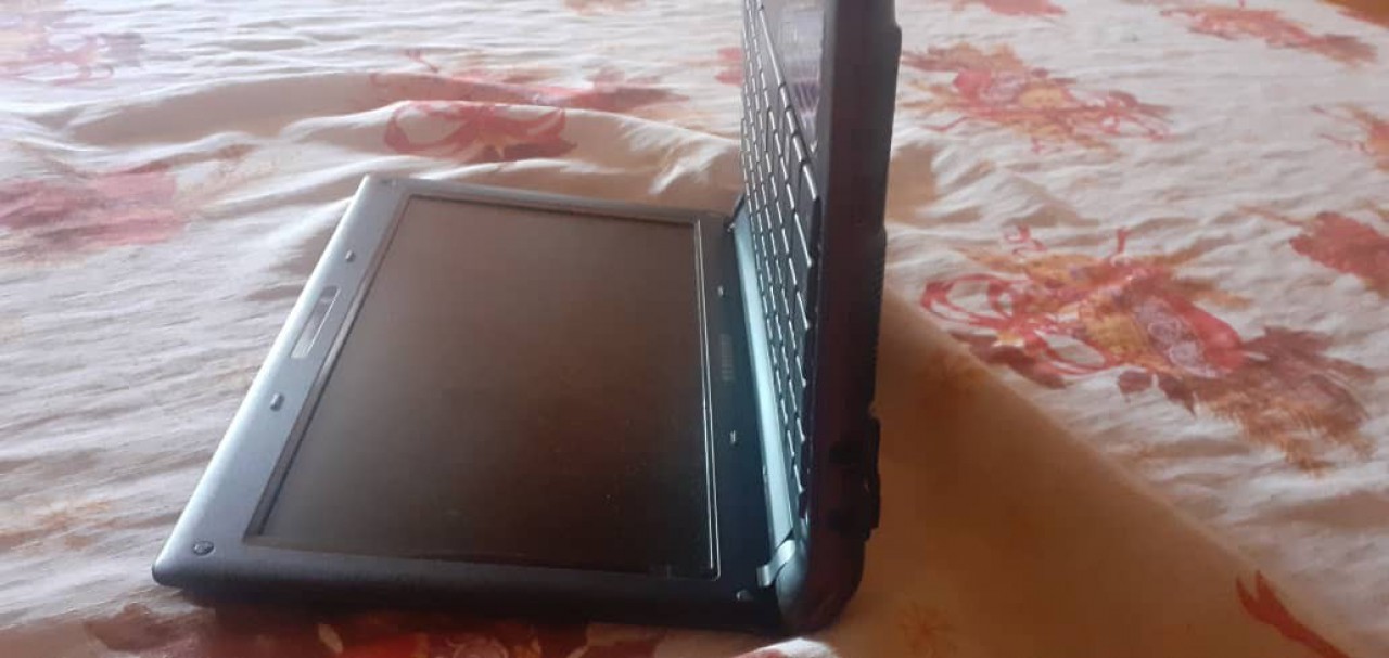 Computador Mini, Telemóveis, Bissau