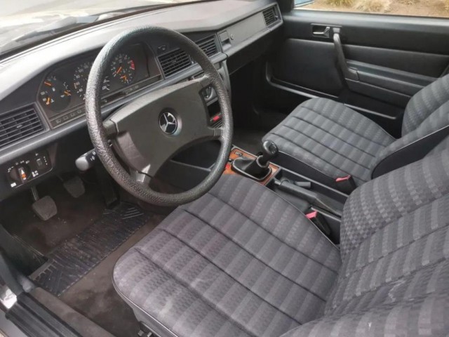 Mercedes-Benz C Class, Carros, Bissau