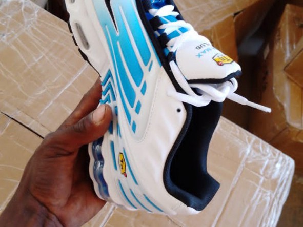 Diférentes Tênis Nike Air Max, Calçado, Bissau