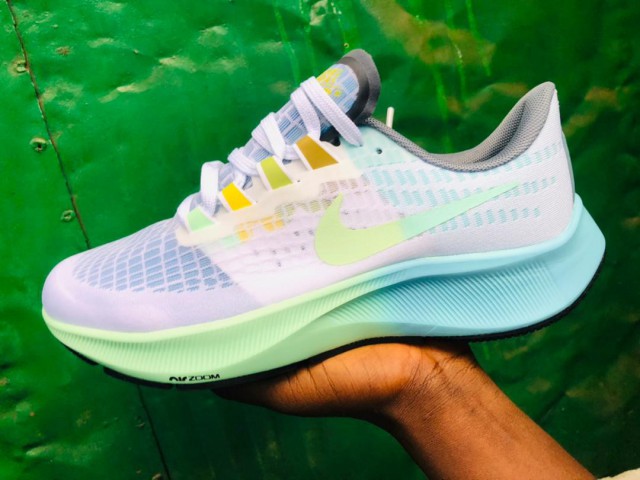 Nike Air Zoom, Calçado, Bissau