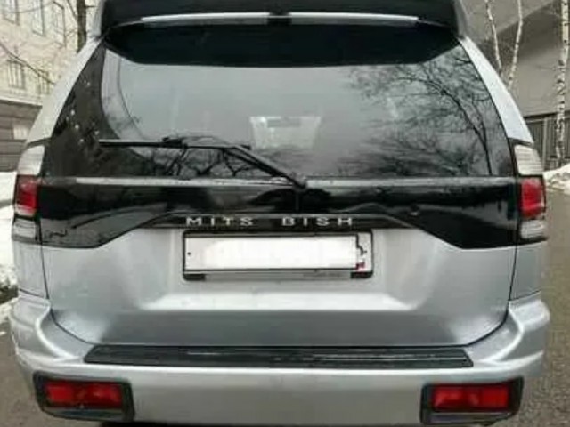 Mitsubishi Pajero, Carros, Bissau