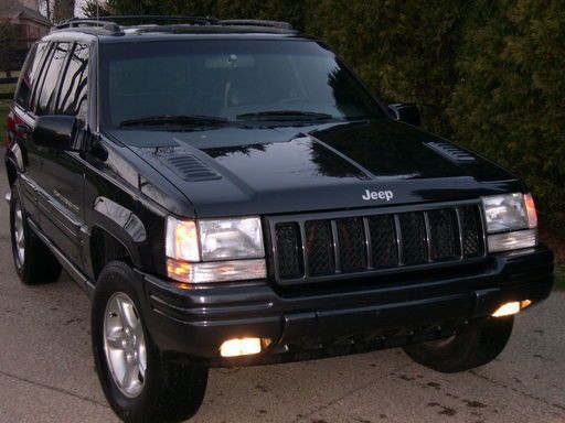 Jeep Cherokee, Carros, Bissau