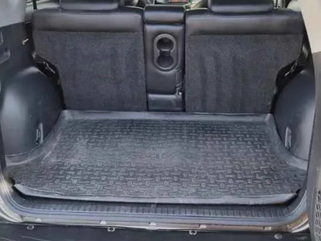 Toyota RAV4, Carros, Bissau