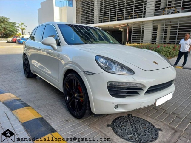 Porsche Cayenne, Carros, Bissau