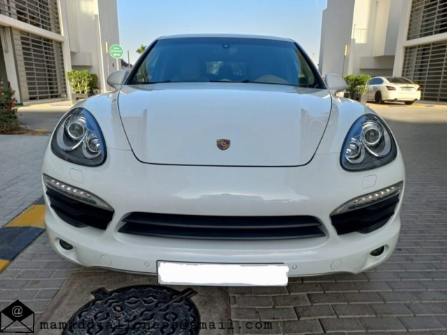Porsche Cayenne, Carros, Bissau