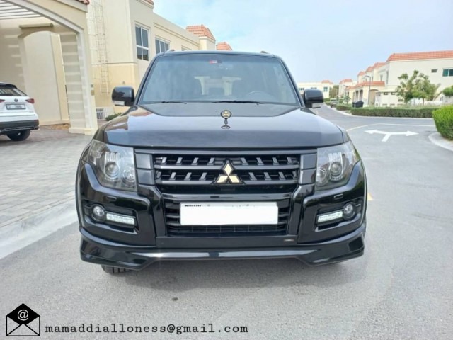 Mitsubishi Pajero, Carros, Bissau