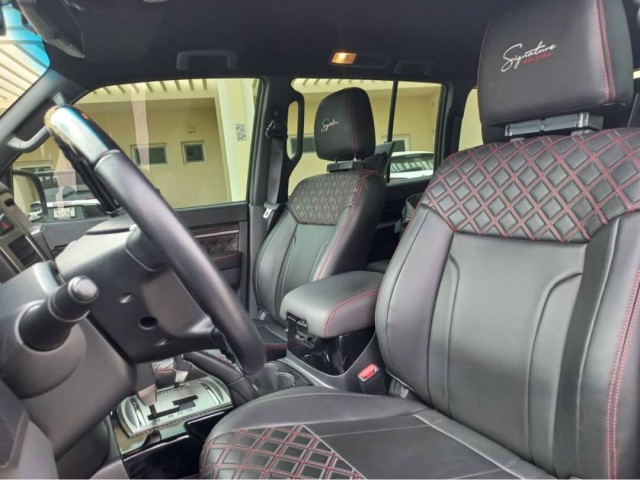 Mitsubishi Pajero, Carros, Bissau