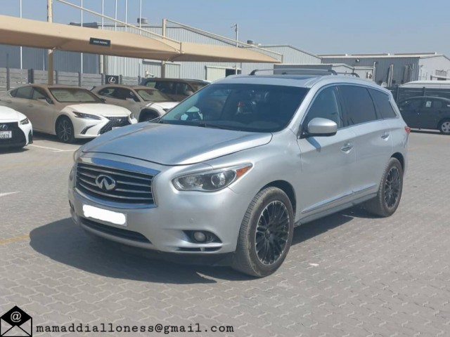 Infiniti JX35, Carros, Bissau