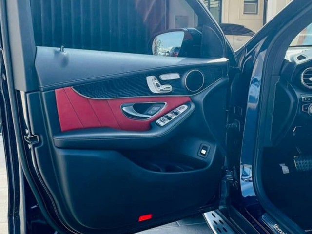 Mercedes-Benz Classe GLC, Carros, Bissau