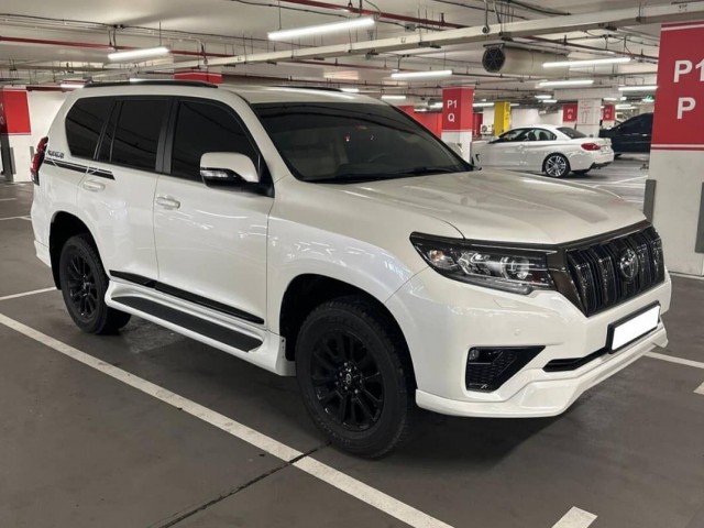 Toyota Land Cruiser Prado, Carros, Bissau