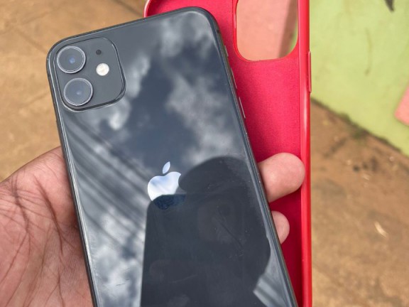 Apple iPhone 11 Pro, Telemóveis, Bissau
