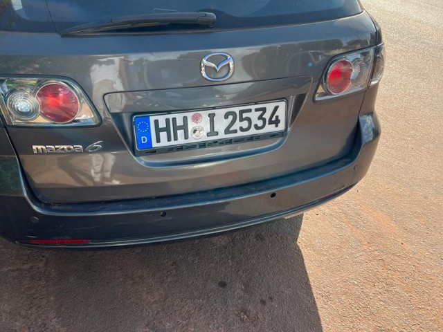 Mazda 6, Carros, Bissau