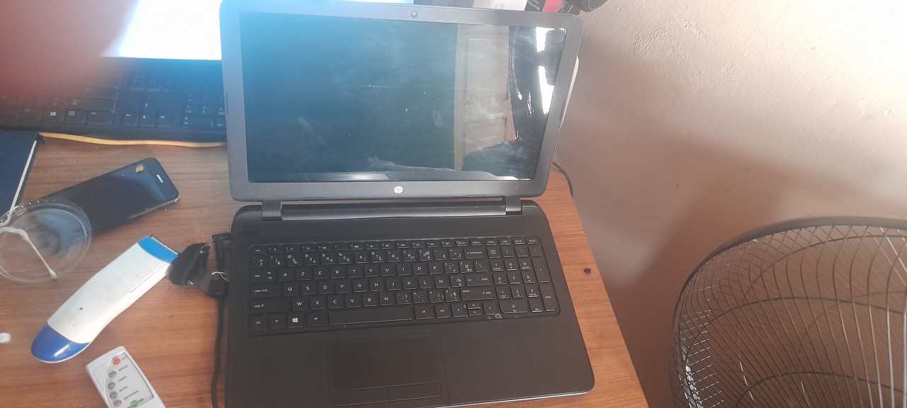 HP 15 1004xd, Computadores - Laptops, Bissau