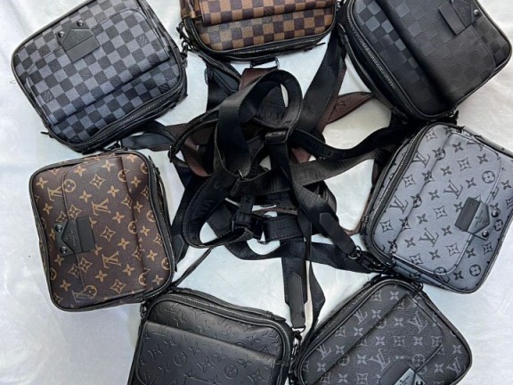 Diferentes Bolsa Luís vuiton, Malas - Carteiras, Bissau