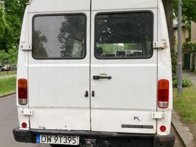 Mercedes-Benz TN, Camiões - Autocarros, Bissau