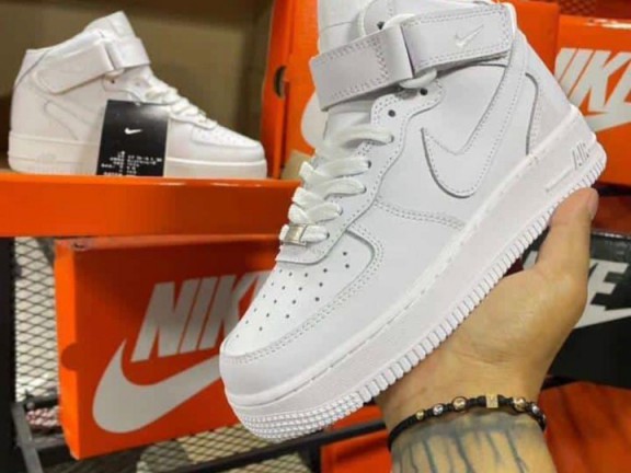 Nike Air Force 1, Calçado, Bissau