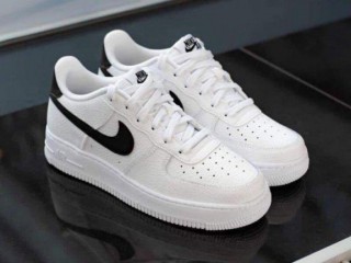 Nike Air Force 1, Calçado, Bissau