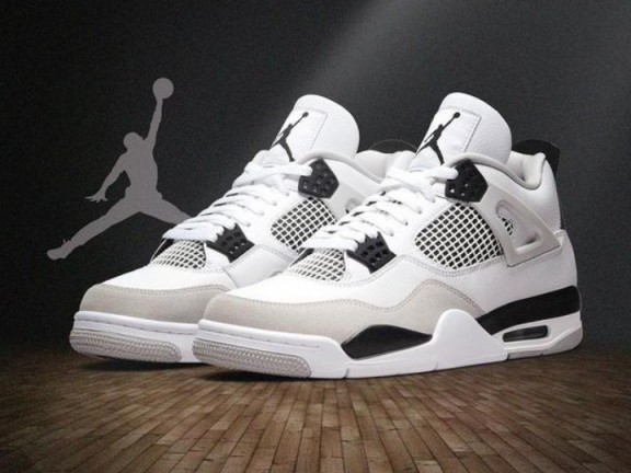 Nike Air Jordan 4, Calçado, Bissau