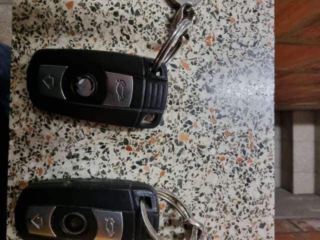 BMW Serie 5, Carros, Bissau