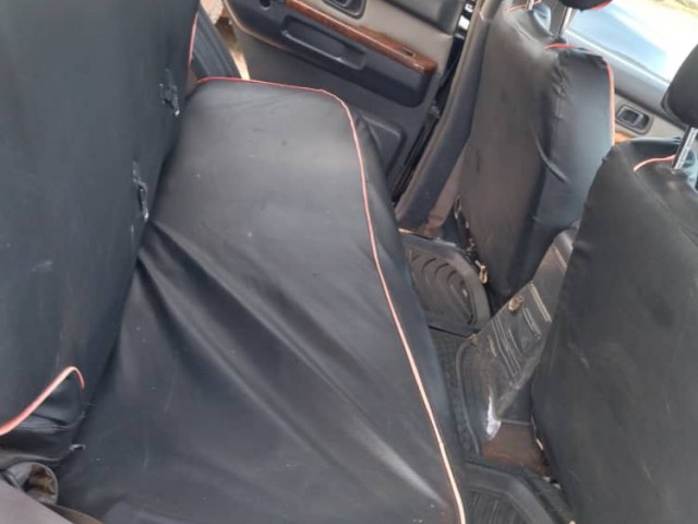 Nissan Pathfinder, Carros, Bissau