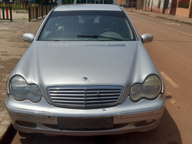 Mercedes-Benz C Class, Carros, Bissau