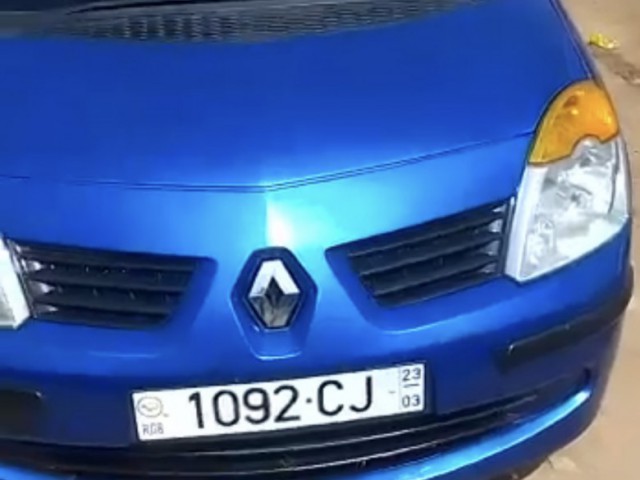 Renault Modus, Carros, Bissau