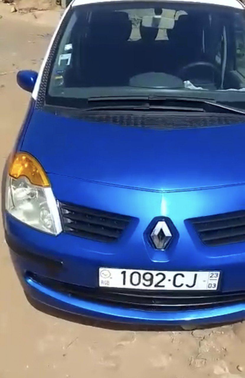 Renault Modus, Carros, Bissau