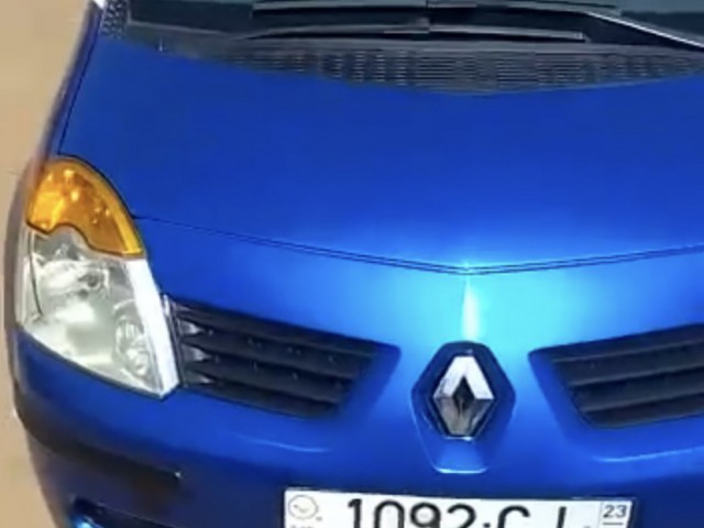 Renault Modus, Carros, Bissau