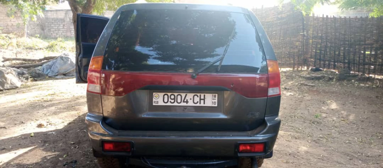 Mitsubishi Pajero, Carros, Bissau