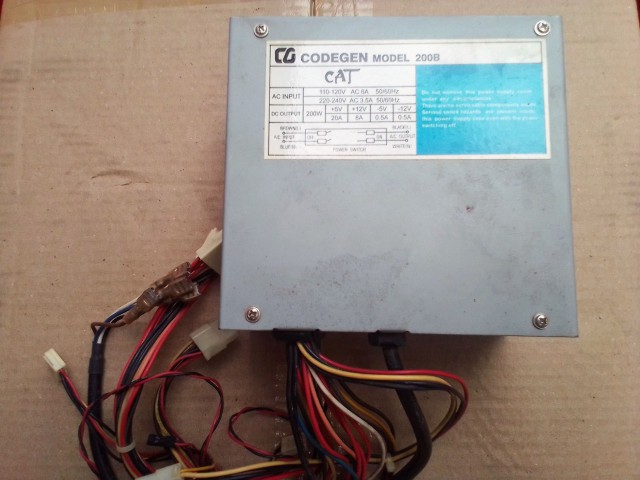 Alimentador para desktop, Computadores - Laptops, Bissau