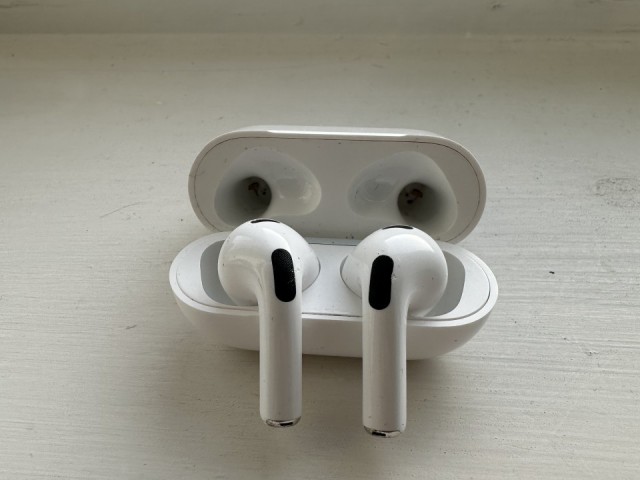 Air Pods - 3a Geração, TV - Áudio - Vídeo, Bissau