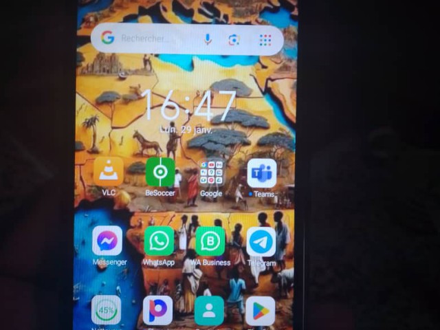 Venda de telefone da marca Itel, Telemóveis, Bissau